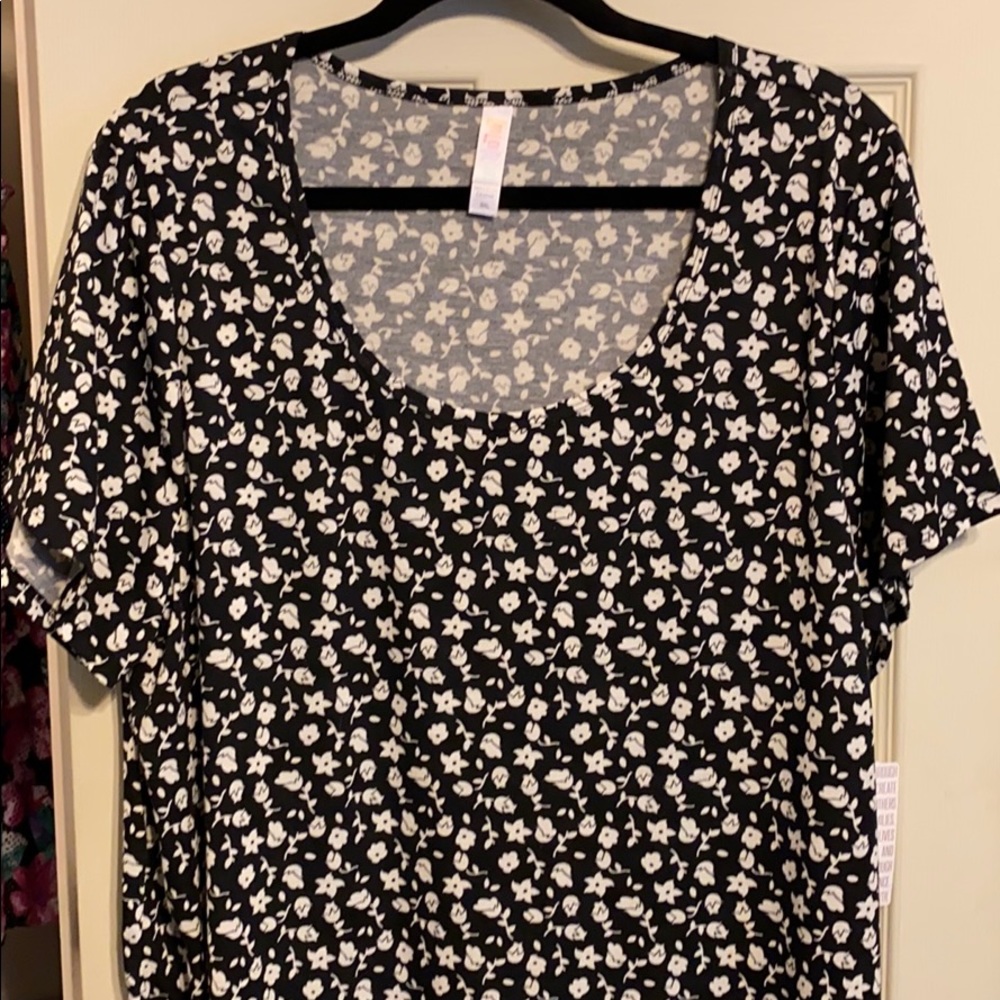 NWT LuLaRoe 3XL Classic Tee Black White